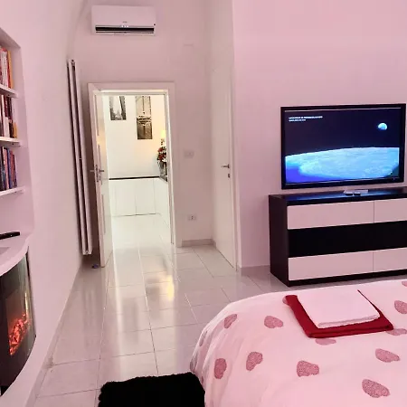 Nadia House *