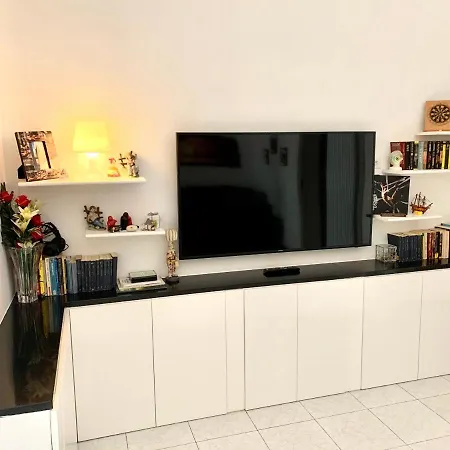 Nadia House Апартаменты