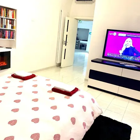 Апартаменты Nadia House *